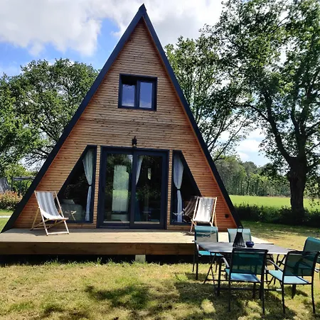 Tipi Dakota Des Monteaux Villa Vivy Exterior photo