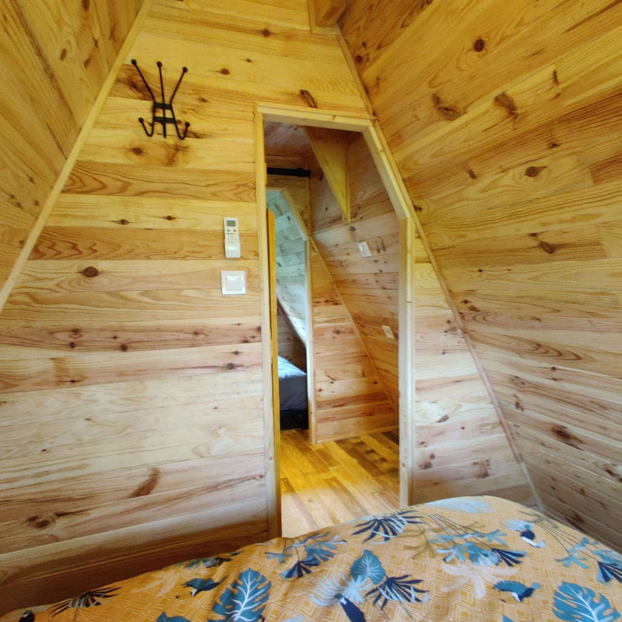 Chalet Tipi Dakota Des Monteaux