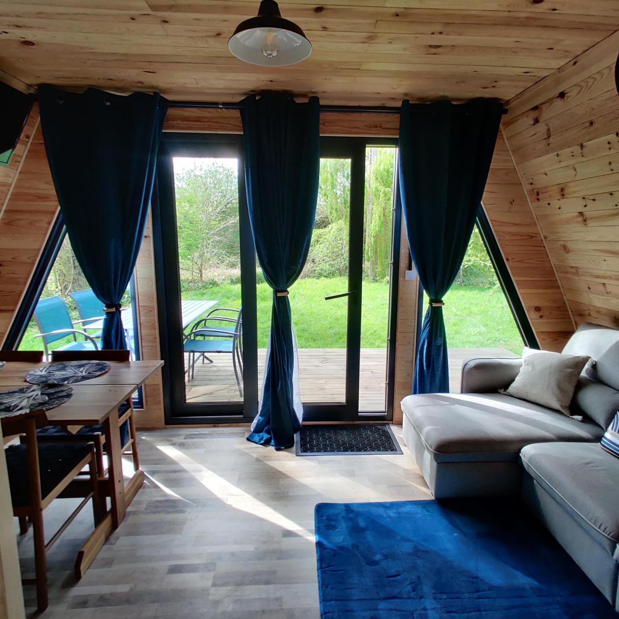 Tipi Dakota Des Monteaux Chalet Vivy